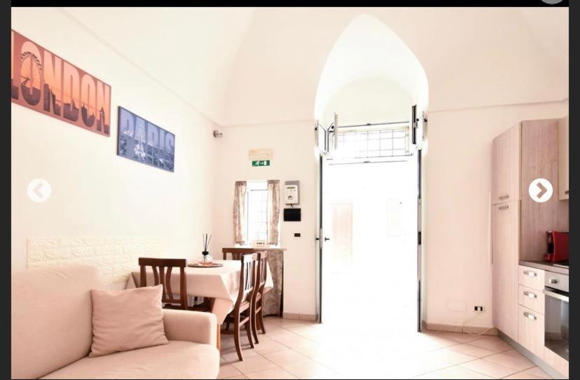 La Casa Delle Muse Apartment Остуни Екстериор снимка